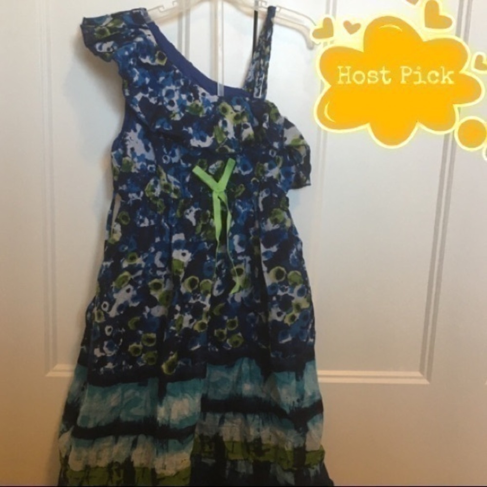Girls size 12 Speechless dress